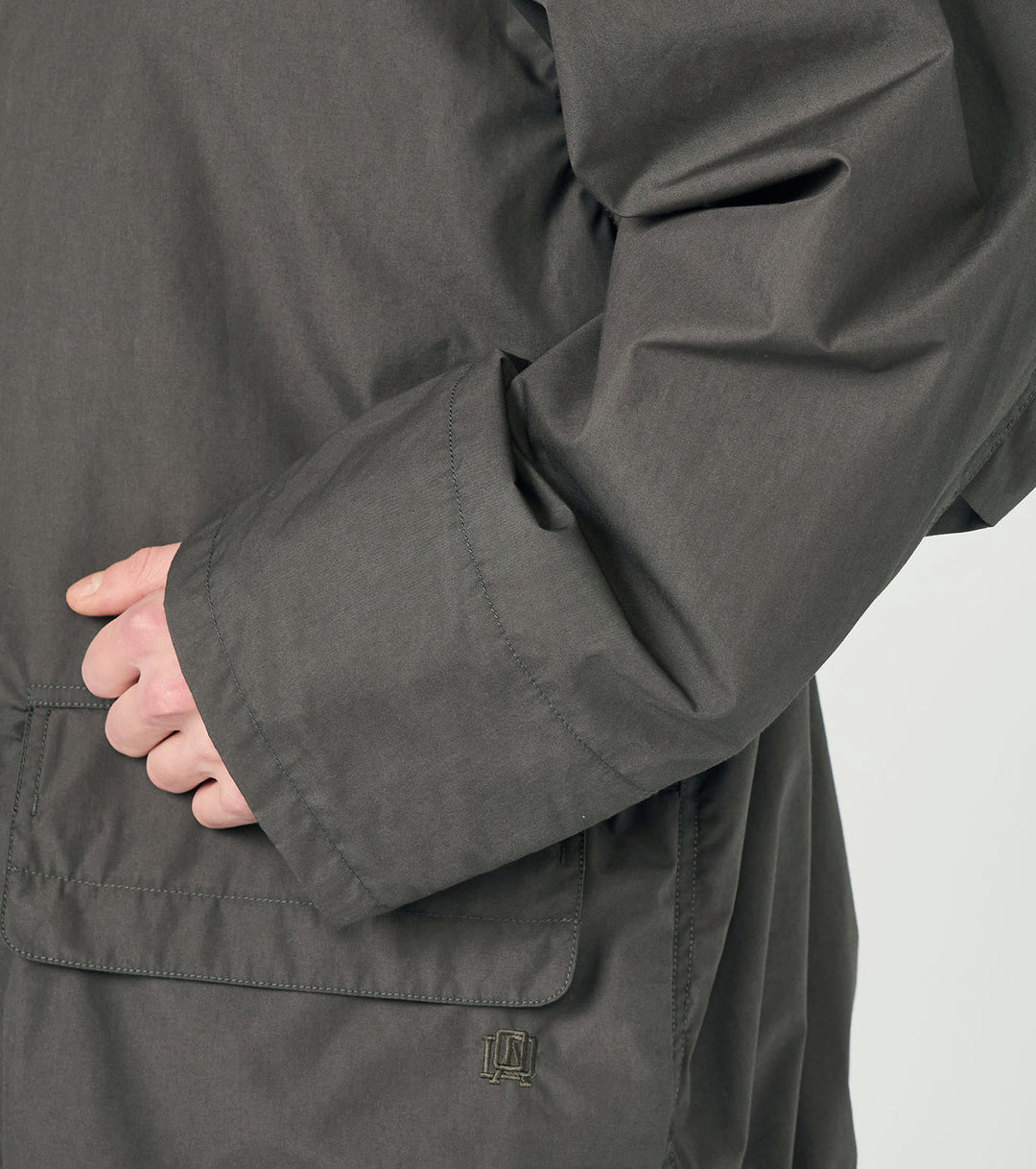nanamica Deck Jacket グレー セットアップ nanamica Hooded Deck Jacket , Gray Beige – Navyblue