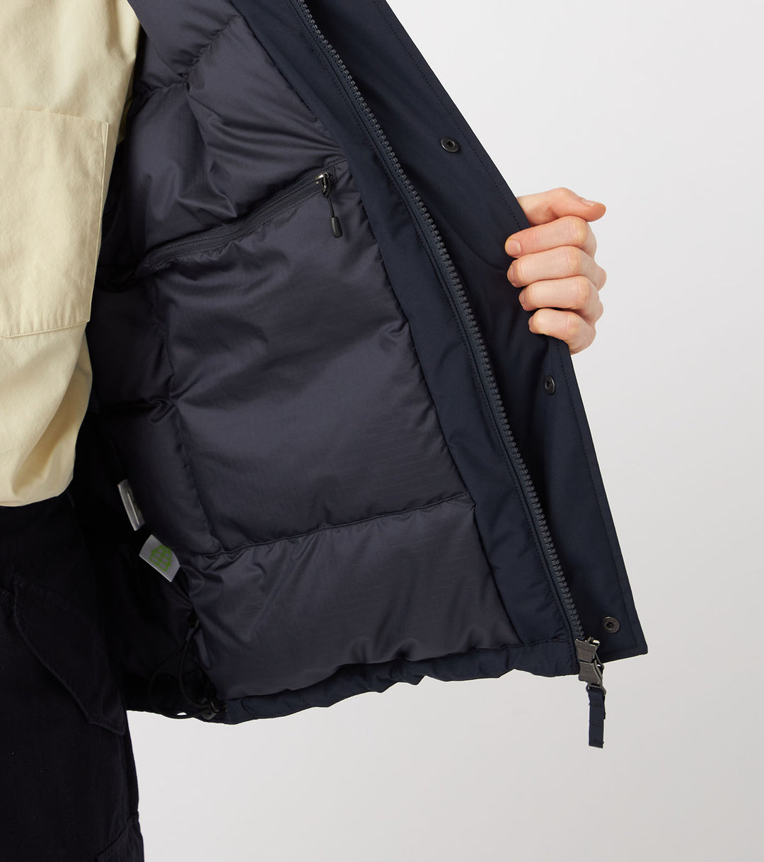 GORE-TEX Short Down Jacket – nanamica NEW YORK