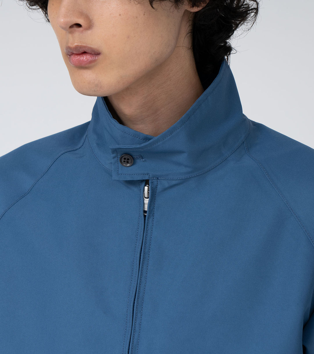 【期間限定セール】nanamica GORE-TEX Crew Jacket S25SA038_DS_1080x.jpg?v=1749199493