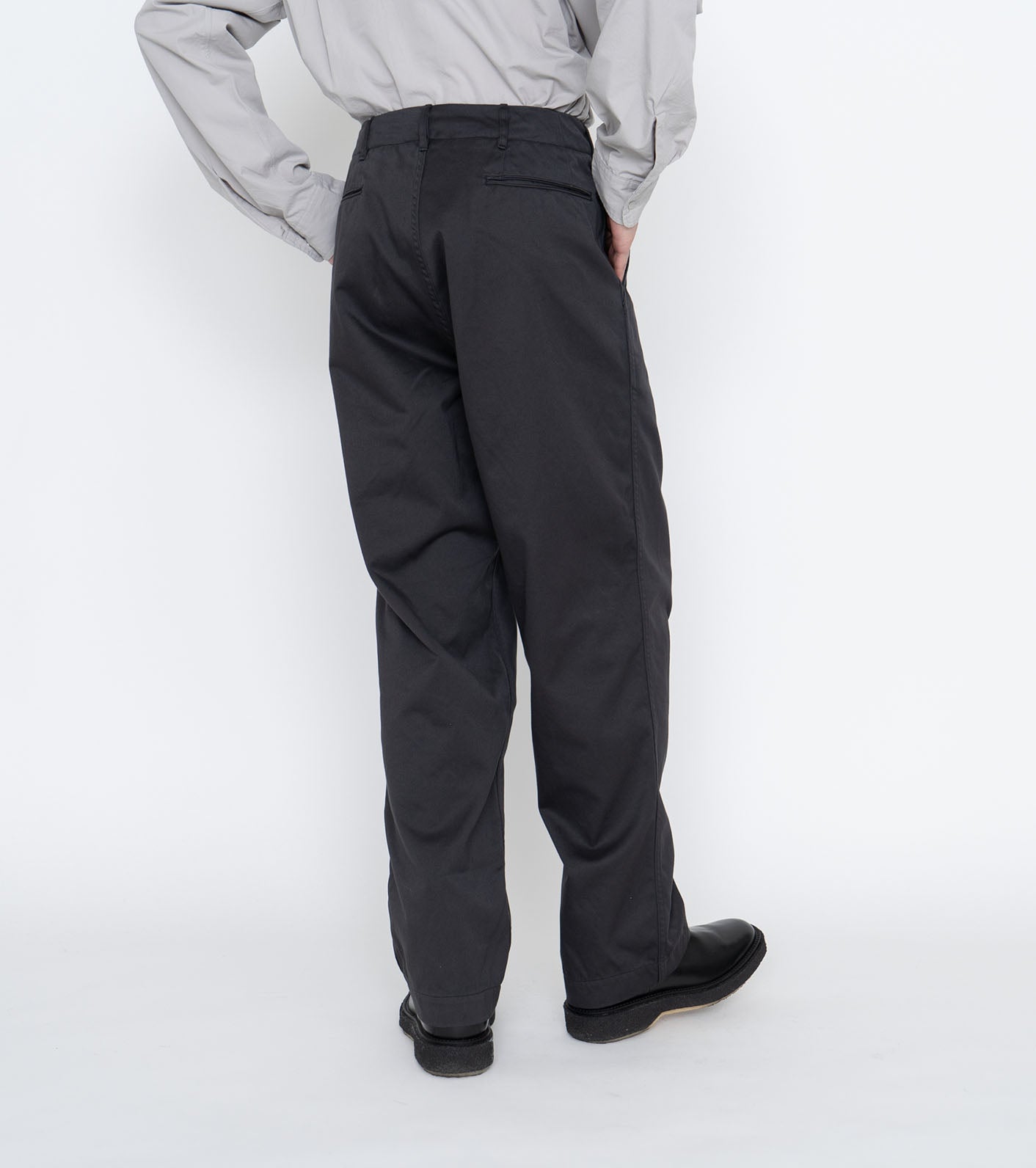 販売販促品 nanamica Tapered Chino Pants Olive W32 - パンツ