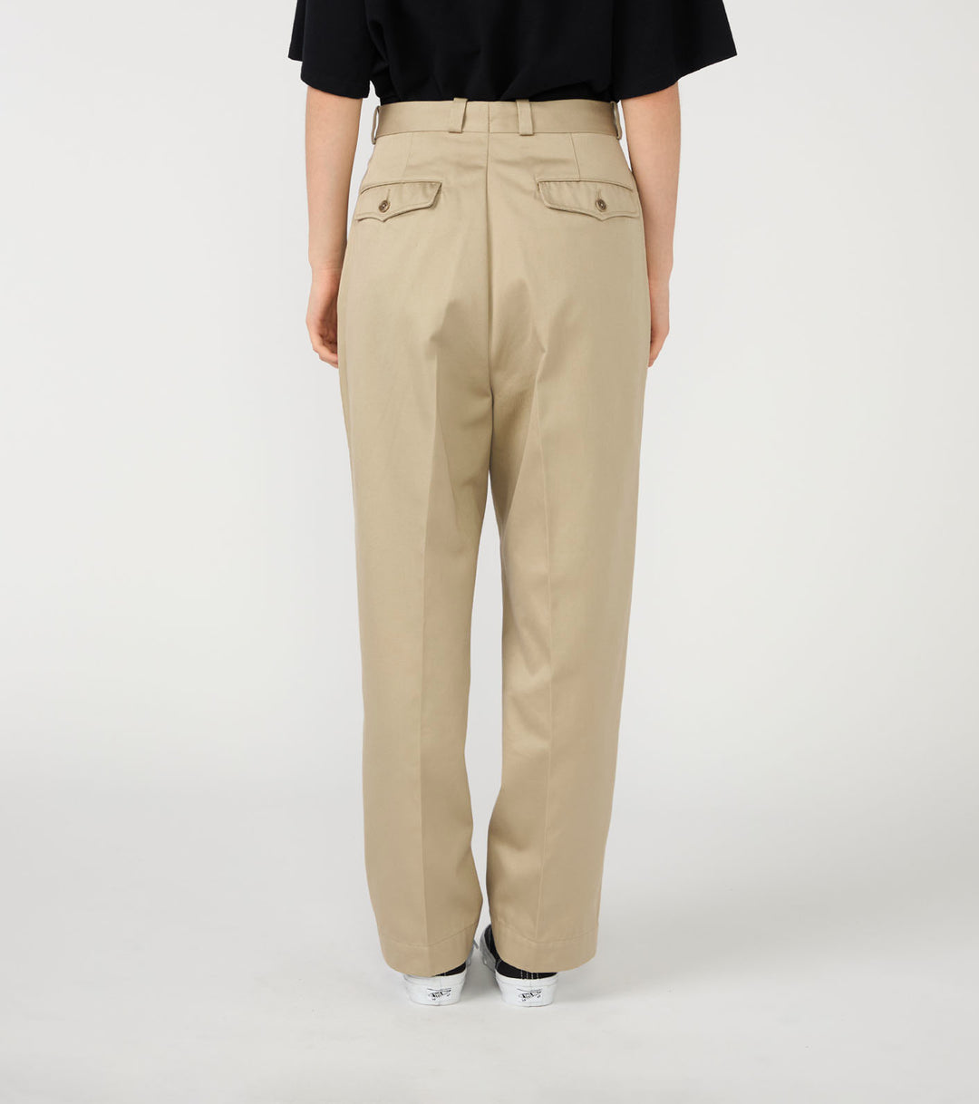 Double Pleated Chino Pants – nanamica NEW YORK