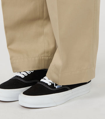 Double Pleated Chino Pants – nanamica NEW YORK